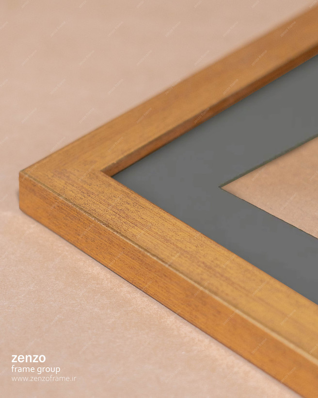 قاب عکس طلایی پتینه پاسپارتو طوسی