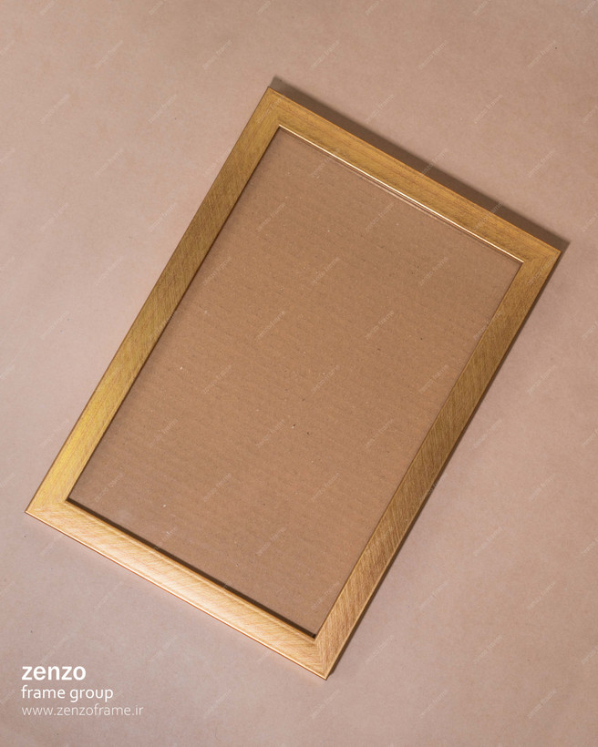 قاب عکس طلایی پتینه
