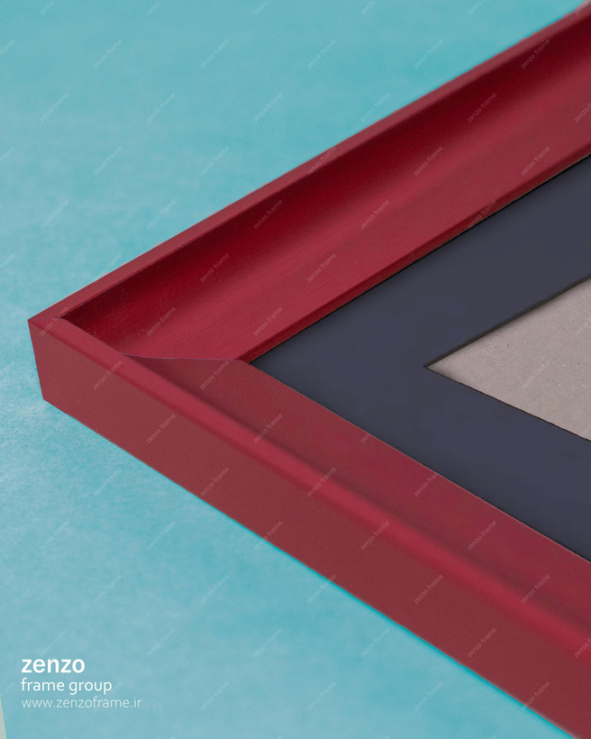 قاب عکس طرح فلز قرمز پاسپارتو سرمه ای